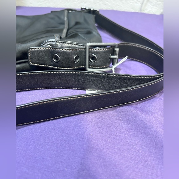 Coach Bag Women’s Black Crossbody Shoulder Nylon Gunmetal Hardware Vintage 6253 - Picture 3 of 11